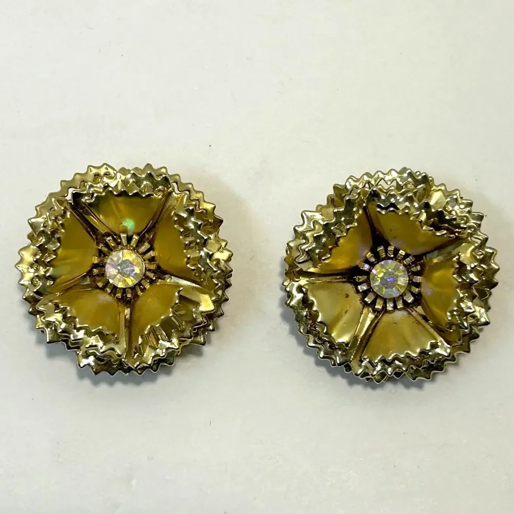 Vintage‎ 60's Gold Plated Ruffle Petal Flower Brooch Earrings Set